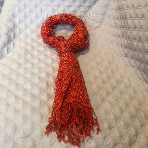 All year-round scarf